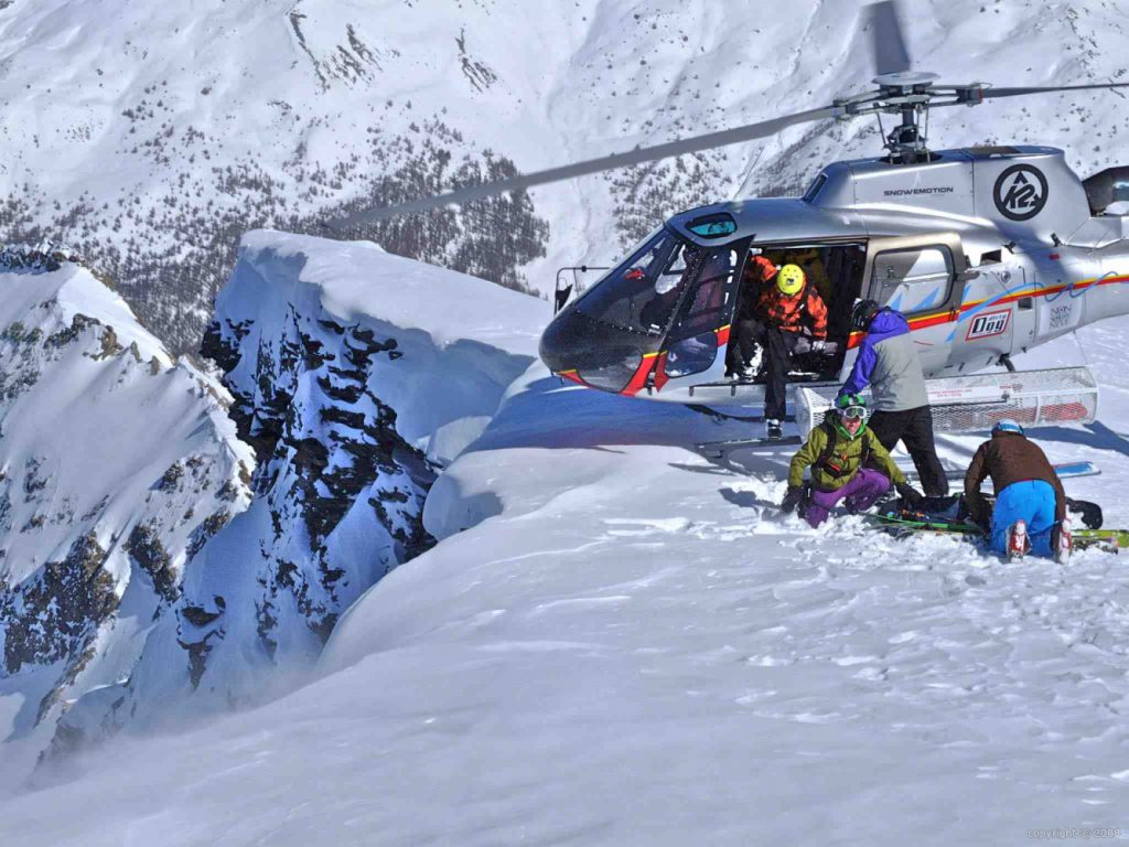 Découvrez les voyages Héliski et Héliboarding avec 9 Vallées