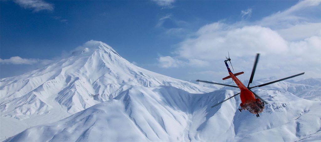 Séjour Héliski tout compris sur les volcans sauvages de la péninsule du kamtchatka en russie avec 9 Vallées.